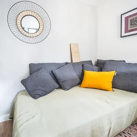 Maison L Oree Du Golf بيت للعطل